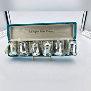 VINTAGE F.B. Roger's Silver Company Tiny Salt & Pepper Shakers